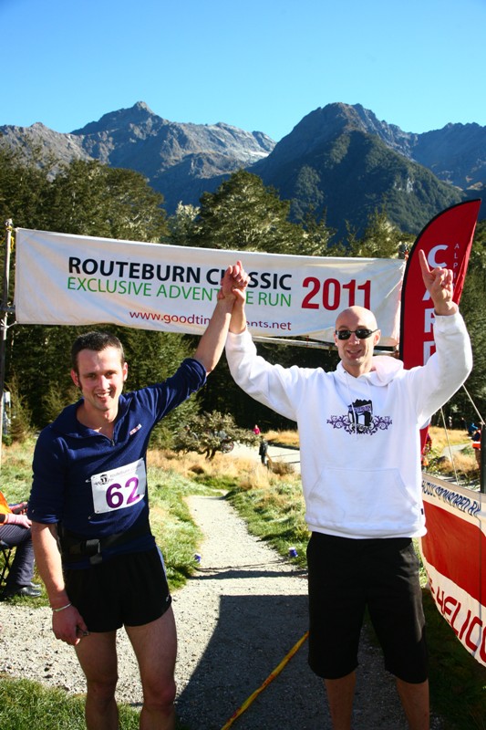 Winner Bevan Stevens at the finish line with organiser Evan McWhirter